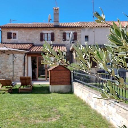 Ariana Villa Novigrad  Exterior photo