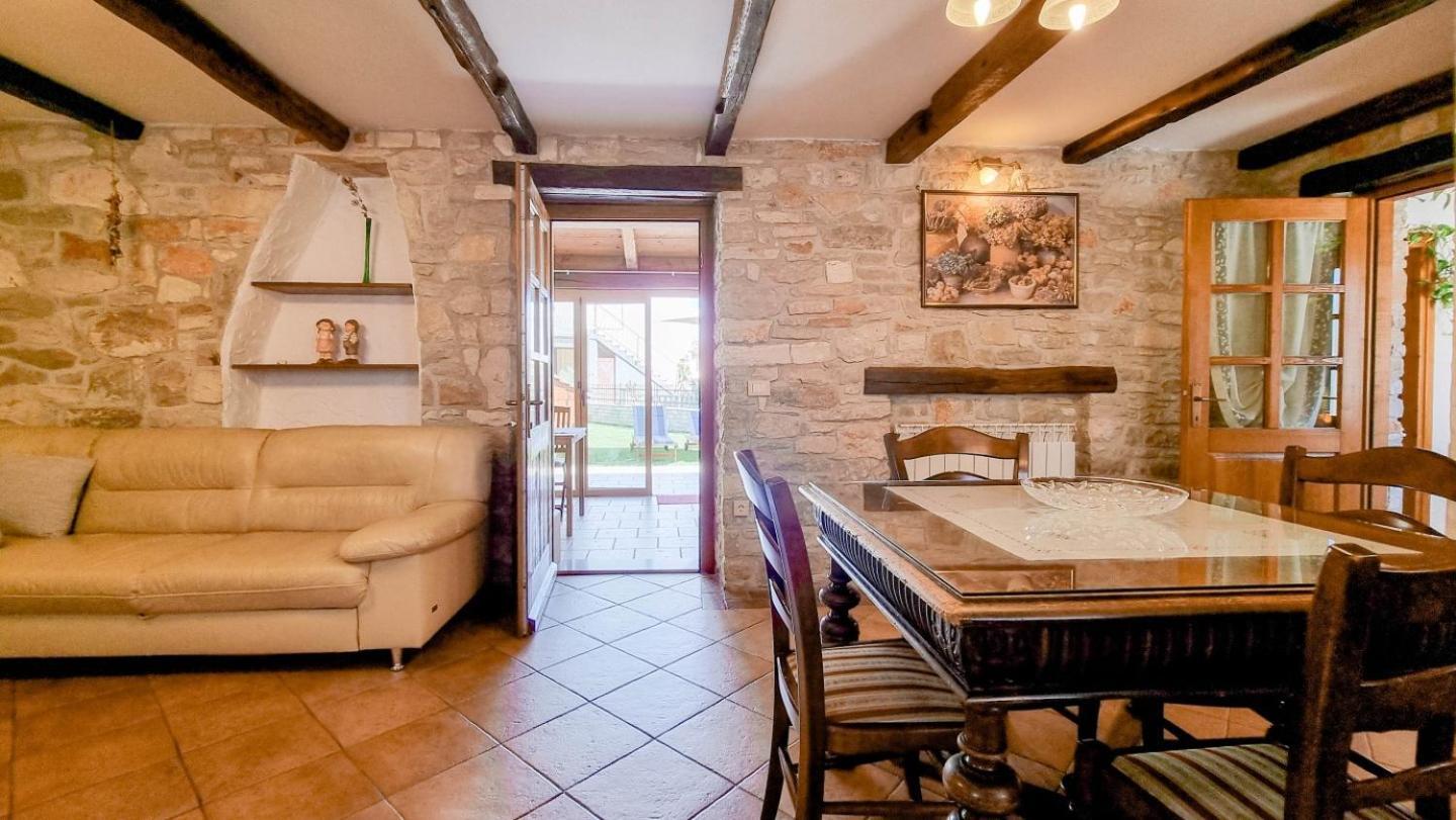 Ariana Villa Novigrad  Exterior photo